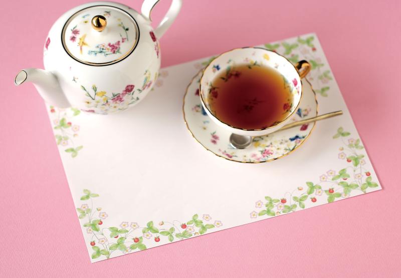 カフェ向けの紙製テーブルマット