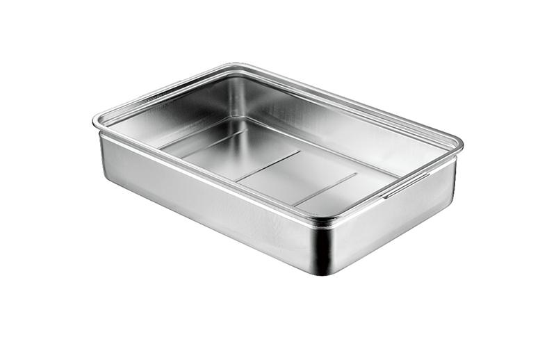 従来型の番重バットを、食品産業 ・ HACCP導入に貢献できる仕様に改良しました。