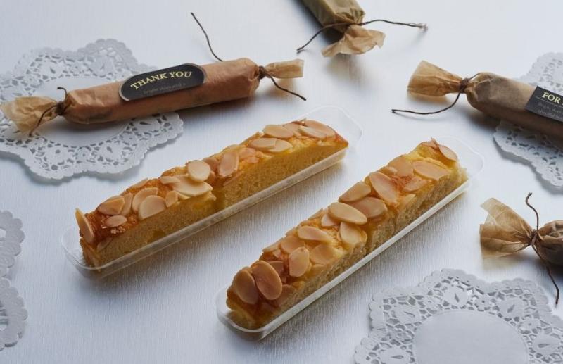 【洋菓子屋さん必見】スティックケーキ用トレイのご紹介